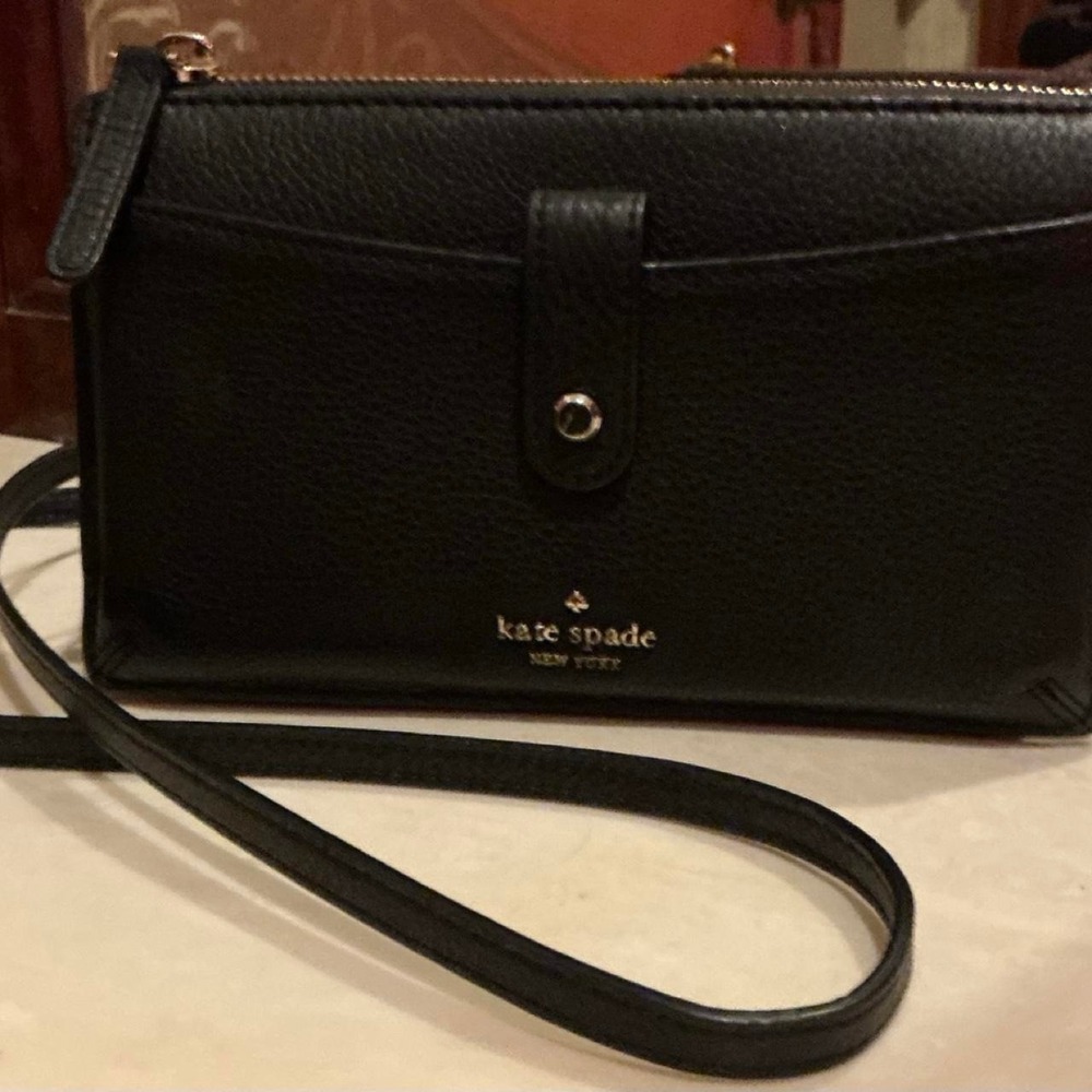 Kate Spade New York Leila Small Tab Leather Crossbody Set